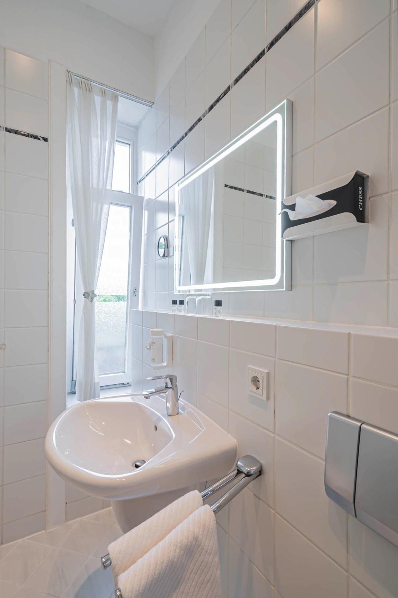 Hotel Villa Am Kurpark Бад-Хомбург-фор-дер-Хёэ Номер фото
